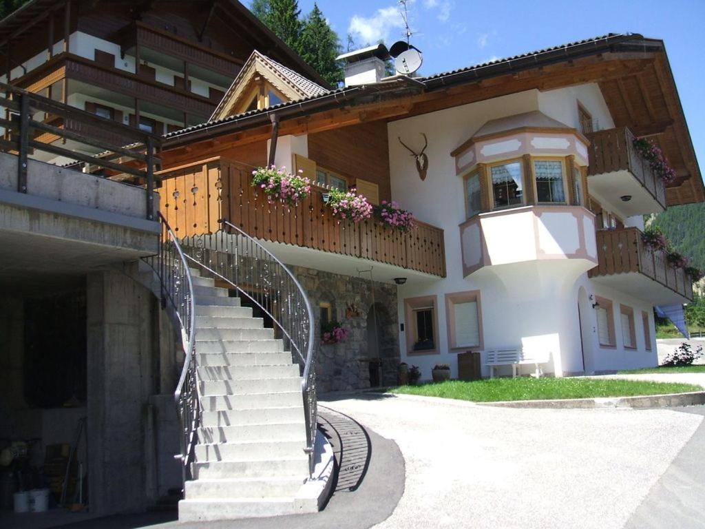 Villa Mazzel - Cima 12 Vigo di Fassa Ngoại thất bức ảnh